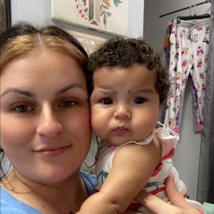 Meet your Posher, Adrienne